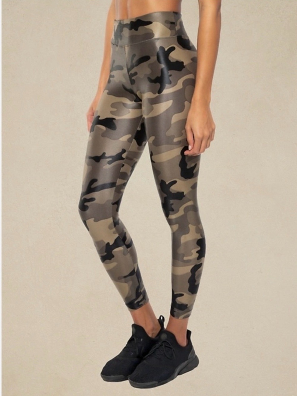 Koral Activewear Lustrous High Rise Legging- Camo Size Small EUC